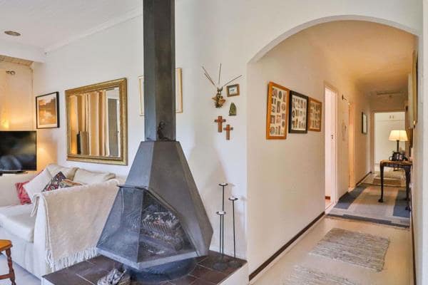 Swannie Creek Wisteria cottage